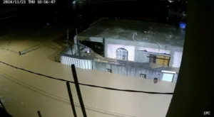 Tempestade alaga ruas e casas em Virgolândia; foram 122 milímetros em três horas