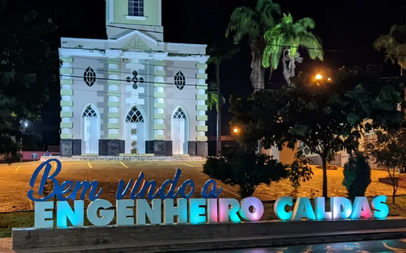 Homem morre atropelado na BR-116, em Engenheiro Caldas