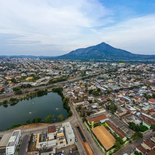 Veja como solicitar caminhão-pipa em Governador Valadares; abastecimento de água está hoje em quase toda a cidade