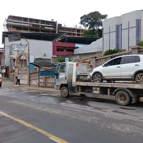 Suspeito de triplo homicídio em Manhuaçu é preso com carro clonado