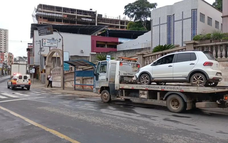 Suspeito de triplo homicídio em Manhuaçu é preso com carro clonado